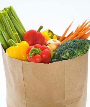 gesunde Ernährung mit Rohkost Gemüse Obst